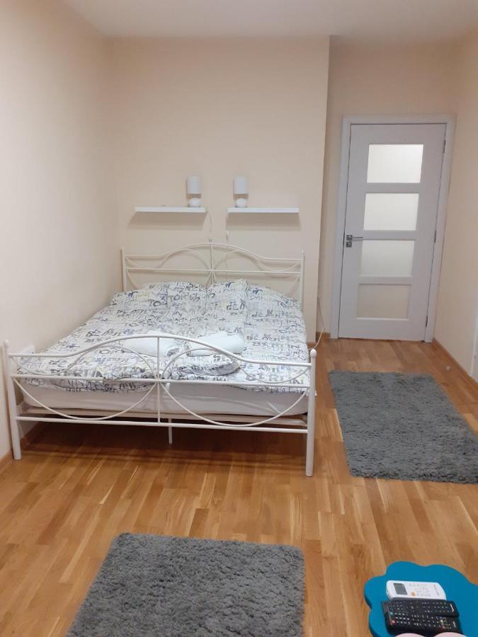 Apartment Marija Βελιγράδι Εξωτερικό φωτογραφία