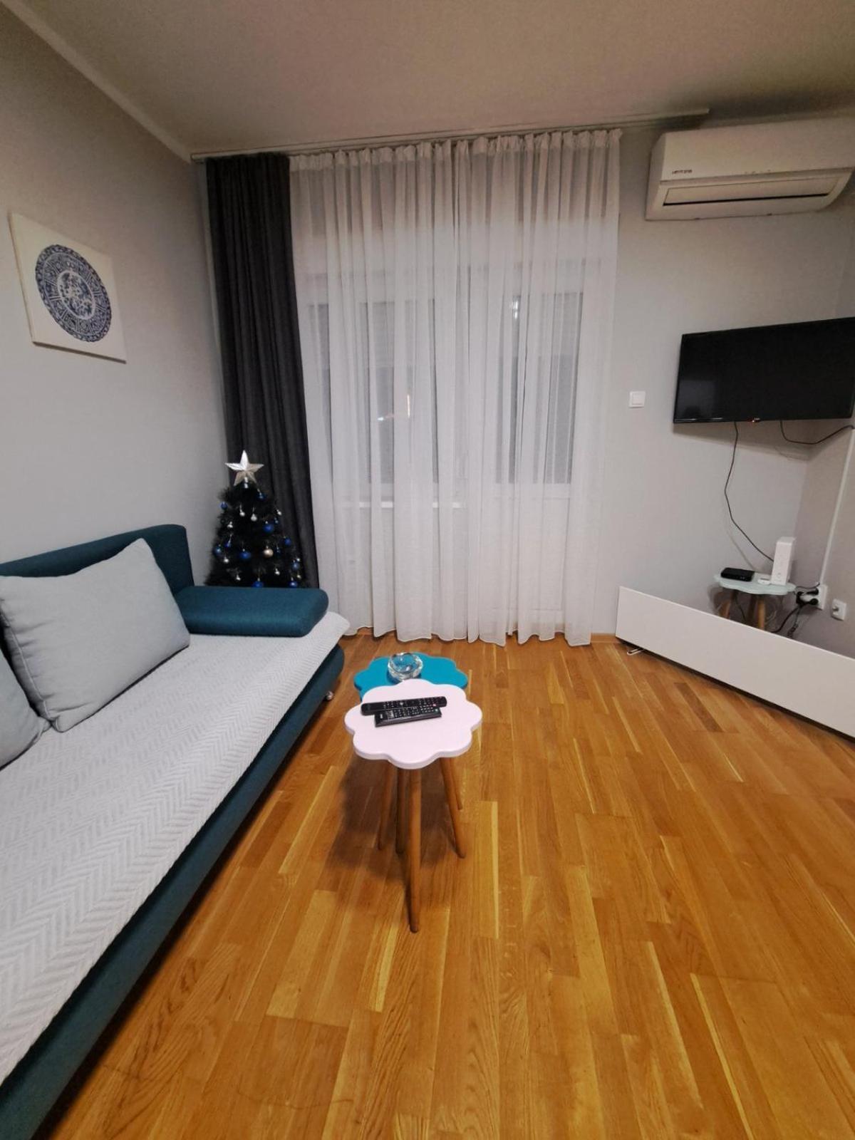 Apartment Marija Βελιγράδι Εξωτερικό φωτογραφία